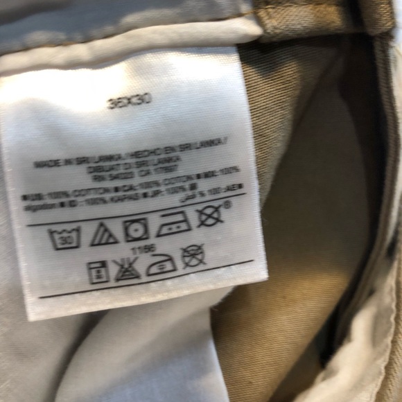 Old Navy Classic Straight Flat front pants 36 x 30 - Picture 5 of 9